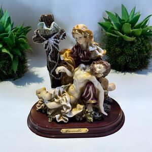 Vintage Casellini La Pieta Figure